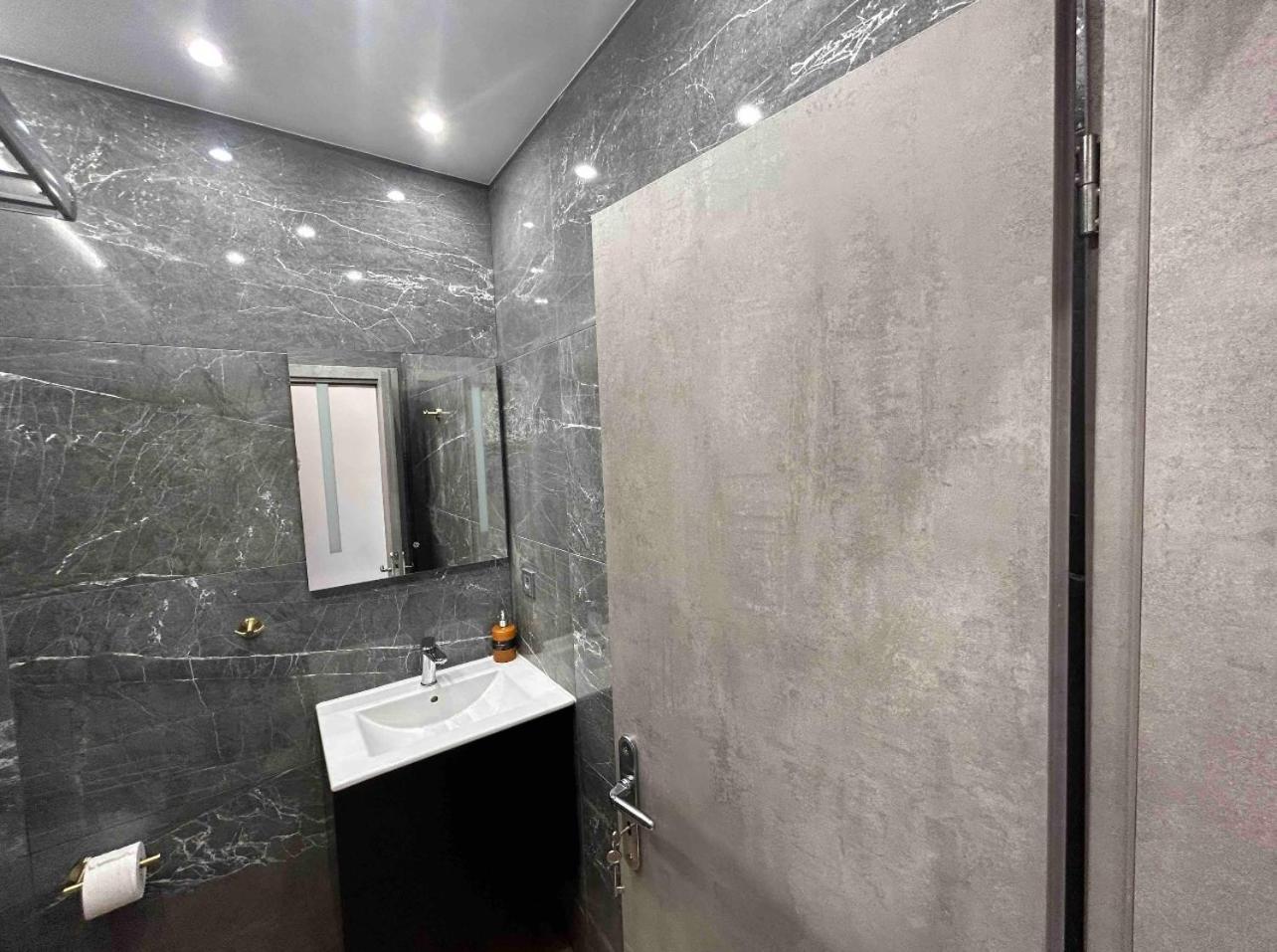 Port Twins Suites No2 Pireus Exteriér fotografie